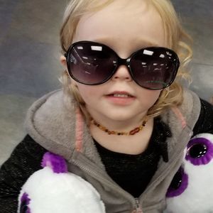 Meet your Posher, Regina